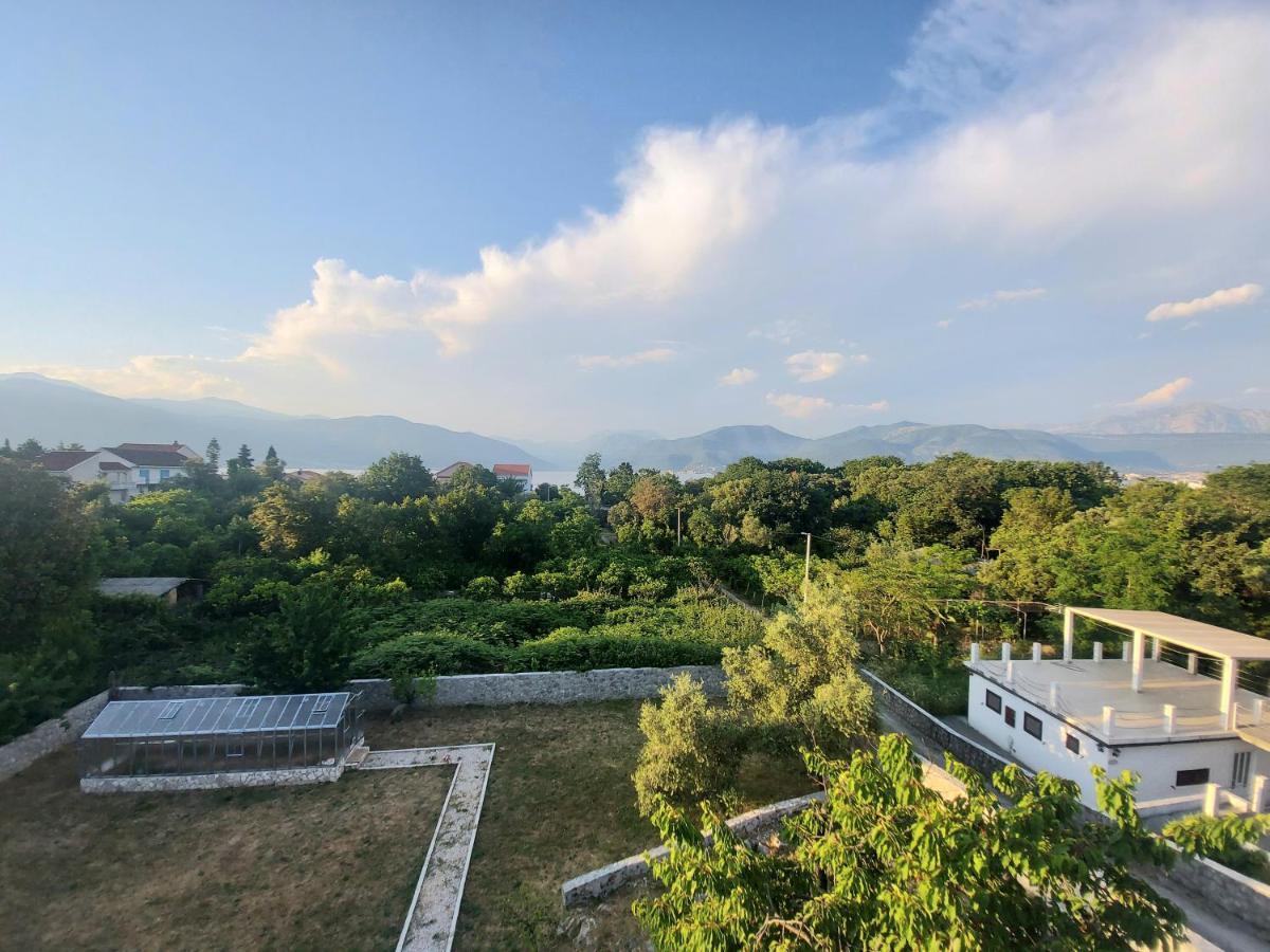 Dk Apartments Krasici Tivat Exterior photo